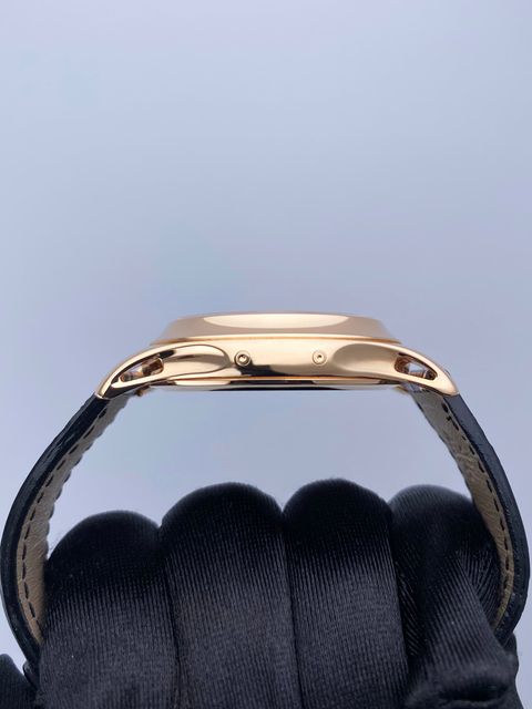 Patek Philippe Complications 5205R-010 Image 7